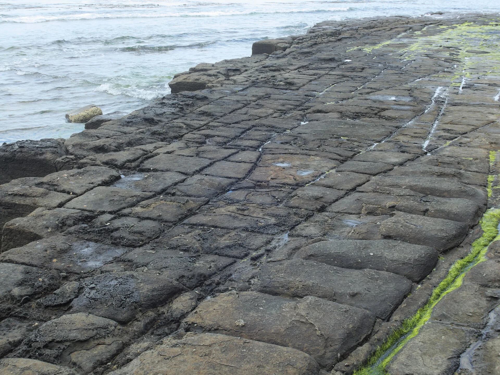 Tessellated Pavement below Eaglehawk Neck