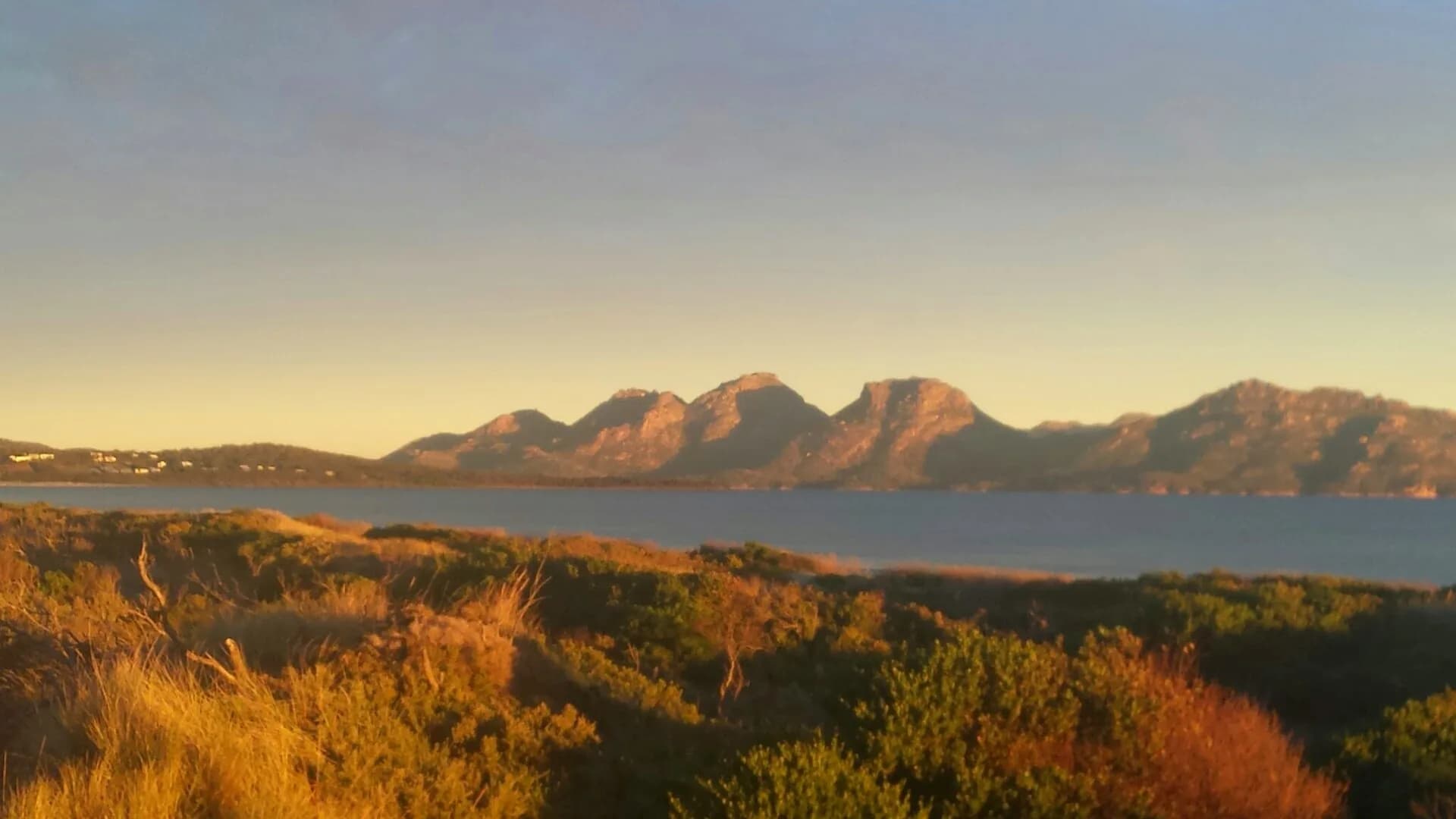 Great Oyster Bay and the Freycinet coast