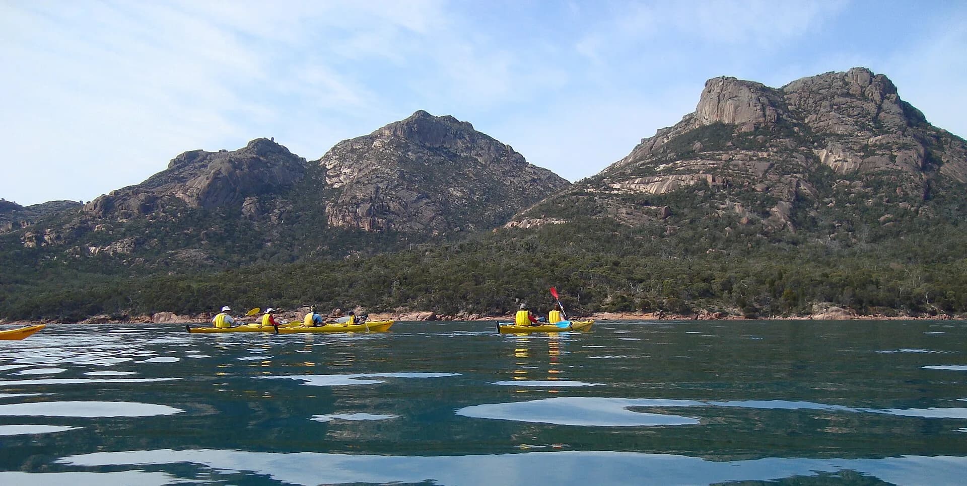 Sea kayakers on Great Oyster Bay