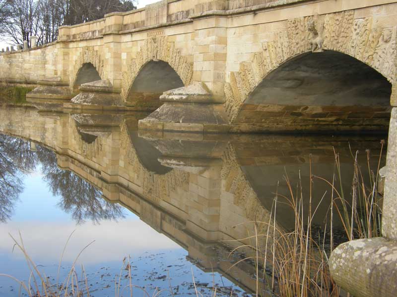 The convict bult Ross bridge